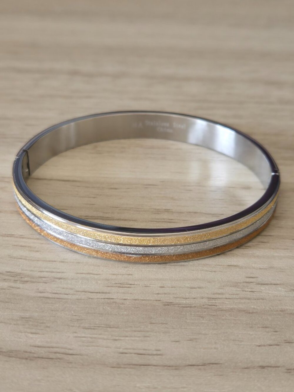 Michael Anthony Tri-Tone Stainless Steel Hinged Bangle Bracelet NWT Gift Box